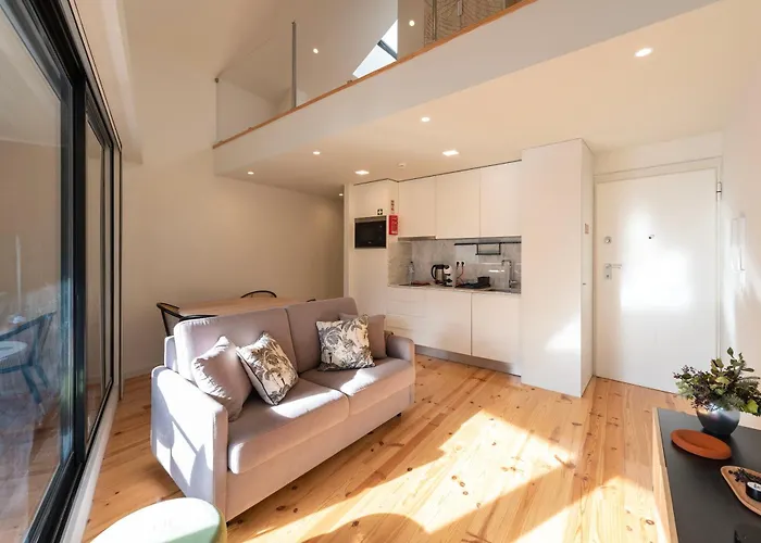 Luxe With Shared Pool And Garden Appartamento Oporto