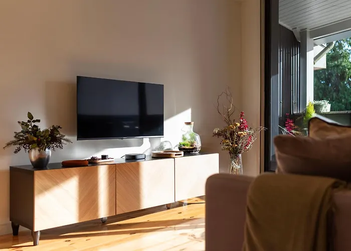 Apartment Luxe With Shared Pool And Garden Porto