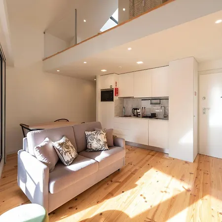 Luxe With Shared Pool And Garden Apartament Porto