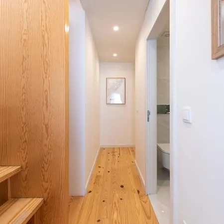 Luxe With Shared Pool And Garden 波尔图